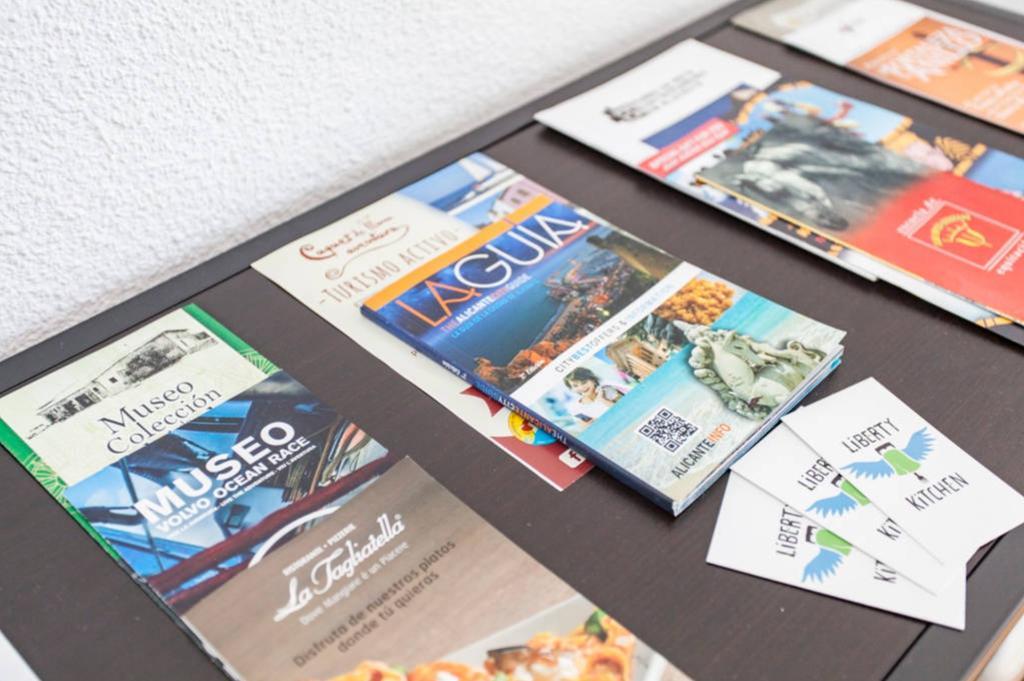 Apartamentos Bahia Alicante Zewnętrze zdjęcie